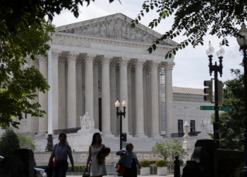 Reagan-appointed judge, once rebuked by Supreme Court, continues to lambaste Trump